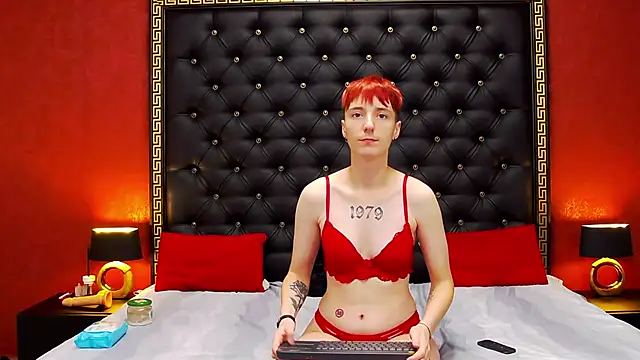 Luna Devil  online show from 11-20-25, 06:52