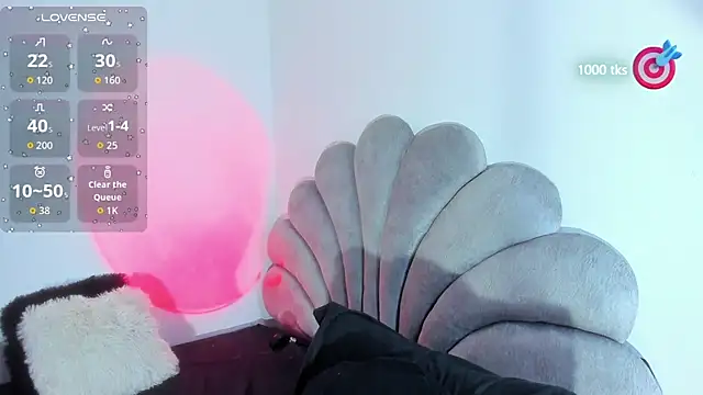 michell danna online show from 12-17-25, 01:21