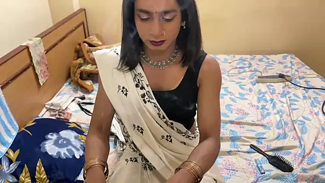 LuvLayla online show from 02-18-26, 08:05