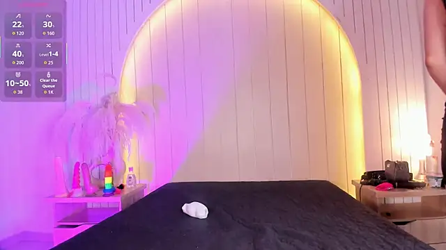 ALICESANDOVAL online show from 04-04-26, 11:39