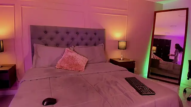 ALICESANDOVAL online show from 09-22-25, 11:38