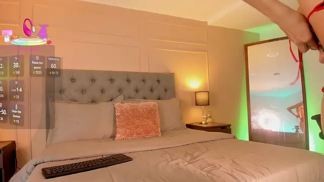 ALICESANDOVAL online show from 10-08-25, 11:12