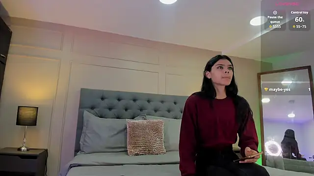 ALICESANDOVAL online show from 10-12-25, 11:22