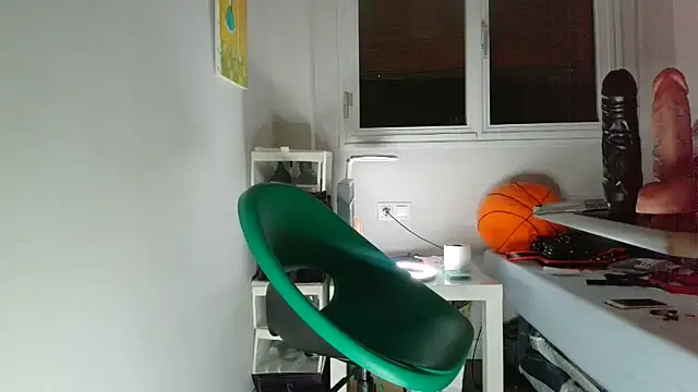 Maskpor2022 online show from 03-22-26, 08:32