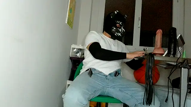 Maskpor2022 online show from 03-08-26, 07:50