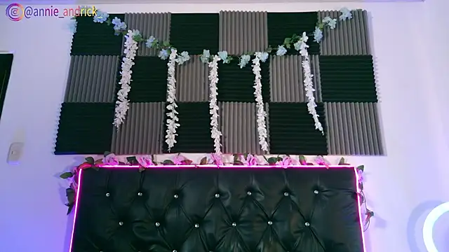  leda swan  online show from 03-02-26, 01:18