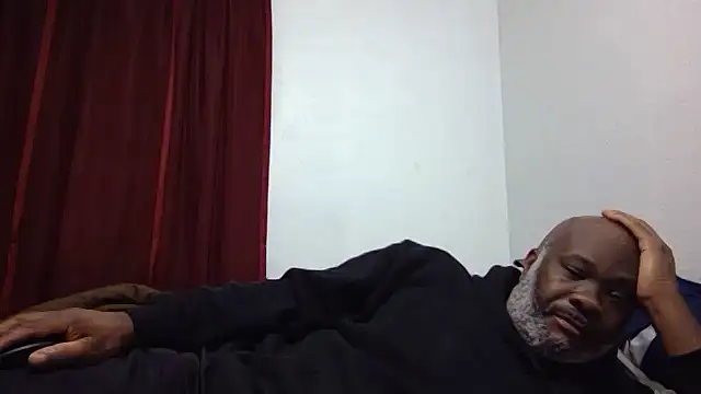 Snapshot of jamalcarter chatting on 12-02-25, 09:44 jamalcarter online show from 12-02-25, 09:44