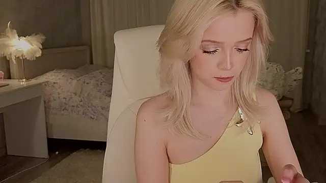 I am joss online show from 04-17-26, 10:34