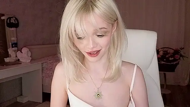 I am joss online show from 02-10-26, 01:04