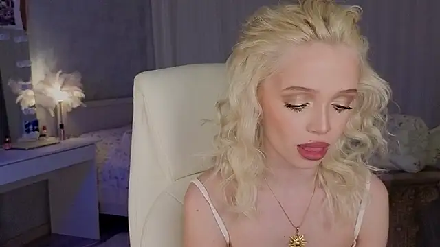 I am joss online show from 02-27-26, 09:36