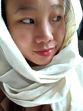 Snapshot of liu-liusexy chatting on 05-01-26, 12:59 liu-liusexy online show from 05-01-26, 12:59