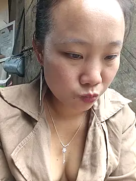 Snapshot of liu-liusexy chatting on 05-09-26, 01:31 liu-liusexy online show from 05-09-26, 01:31