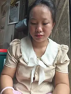 Snapshot of liu-liusexy chatting on 05-29-26, 01:44 liu-liusexy online show from 05-29-26, 01:44