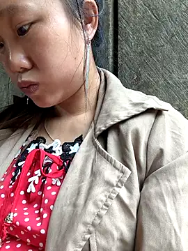 Snapshot of liu-liusexy chatting on 04-26-26, 02:31 liu-liusexy online show from 04-26-26, 02:31