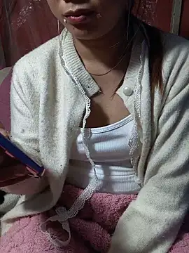 Snapshot of liu-liusexy chatting on 06-11-26, 02:53 liu-liusexy online show from 06-11-26, 02:53