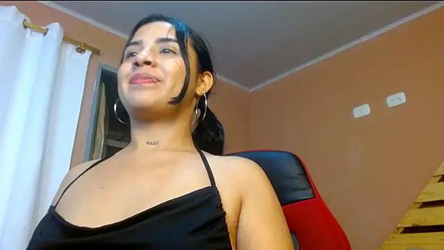 gracewoe online show from 10-08-25, 04:03