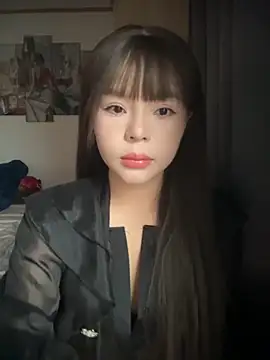 SarahBeii online show from 11-05-25, 03:20