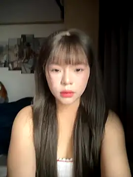 SarahBeii online show from 11-13-25, 03:32