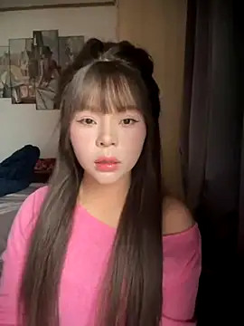 SarahBeii online show from 11-02-25, 03:33