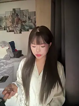 SarahBeii online show from 10-23-25, 03:38