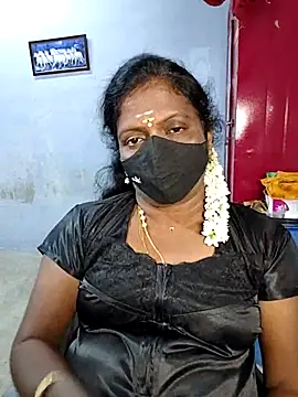 Snapshot of umashreetamil chatting on 09-22-25, 05:19 umashreetamil online show from 09-22-25, 05:19