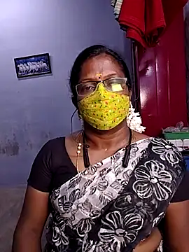 Snapshot of umashreetamil chatting on 09-30-25, 06:19 umashreetamil online show from 09-30-25, 06:19