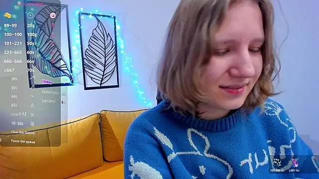 Hailey Foxy online show from 12-22-25, 09:09