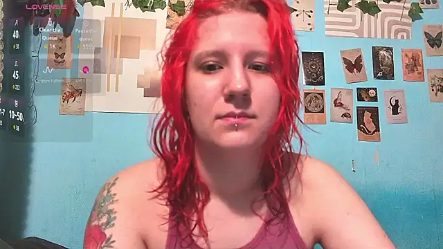 Snapshot of Hailey_Foxy chatting on 06-14-26, 07:37 Hailey Foxy online show from 06-14-26, 07:37