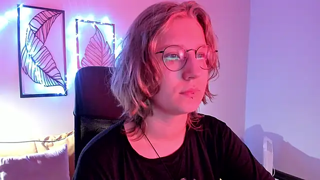 Hailey Foxy online show from 11-17-25, 09:02