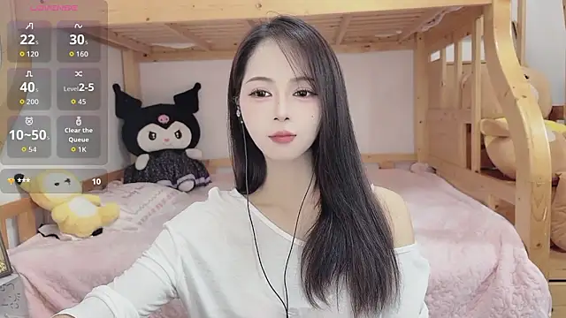 Sue101010 online show from 09-27-25, 08:31