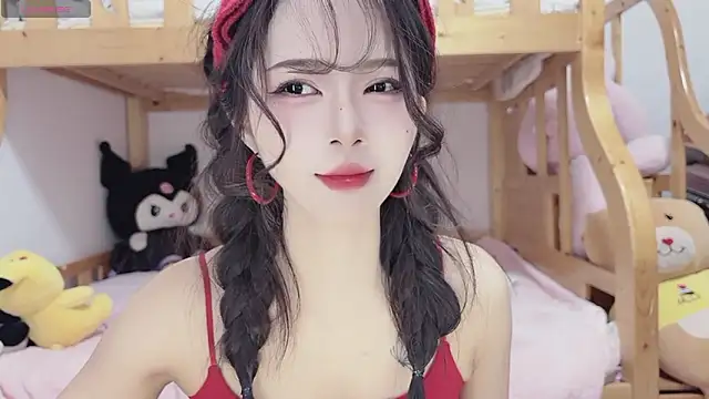 Sue101010 online show from 10-16-25, 11:07