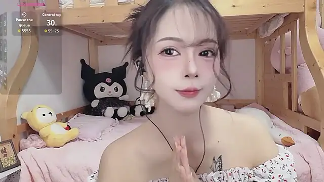 Sue101010 online show from 10-07-25, 09:21