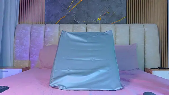 mia scot online show from 02-05-26, 12:01