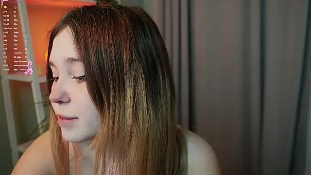 Lina Glow online show from 11-26-25, 06:46