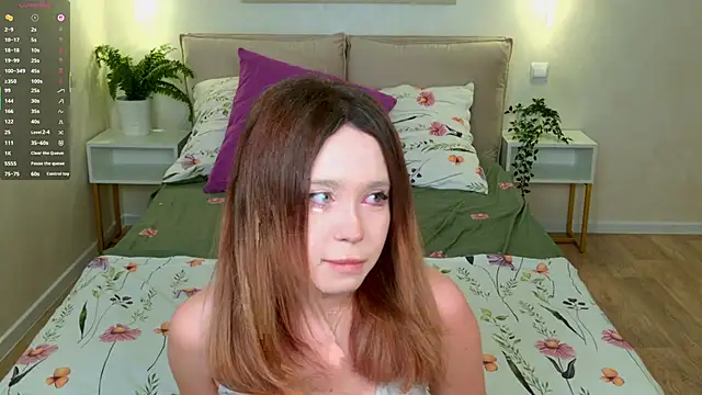 Lina Glow online show from 11-07-25, 06:51