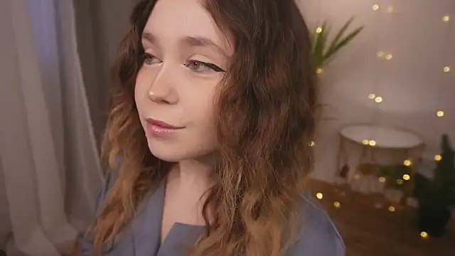 Lina Glow online show from 03-22-26, 06:59