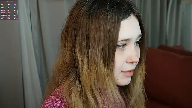 Lina Glow online show from 11-30-25, 06:36