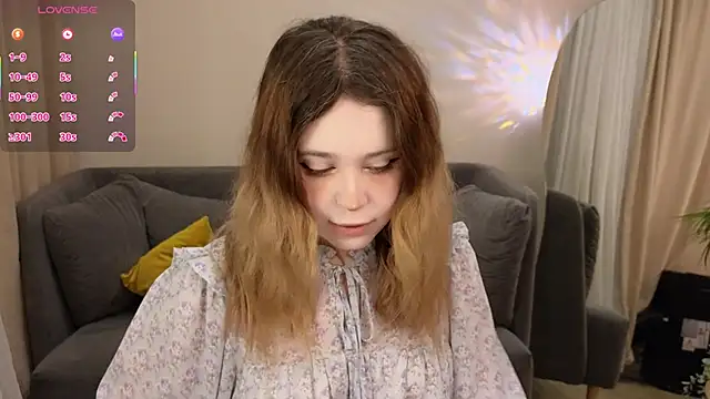 Lina Glow online show from 11-29-25, 06:46