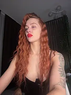 LittleFox    online show from 04-03-26, 10:49