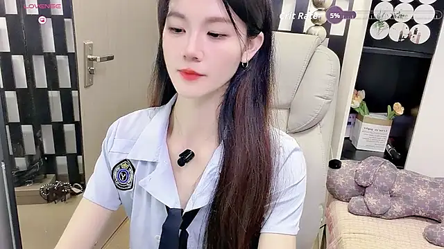 Snapshot of Yueyue-MM chatting on 07-04-26, 01:48 Yueyue-MM online show from 07-04-26, 01:48