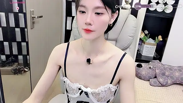 Snapshot of Yueyue-MM chatting on 07-19-26, 02:14 Yueyue-MM online show from 07-19-26, 02:14