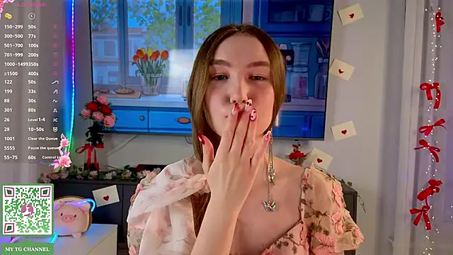 ElfredaTupy online show from 02-21-26, 07:05