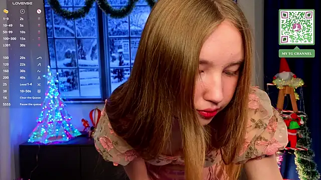 ElfredaTupy online show from 12-05-25, 08:17