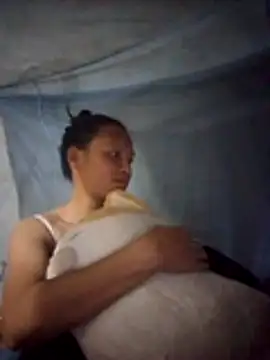 Snapshot of simi-lucy chatting on 11-16-25, 01:27 simi-lucy online show from 11-16-25, 01:27