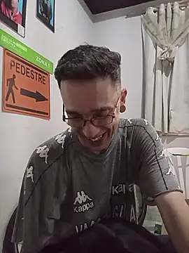 dinho carioca online show from 11-12-25, 01:48