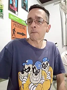 dinho carioca online show from 10-24-25, 05:01