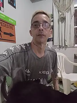 dinho carioca online show from 04-12-26, 09:34