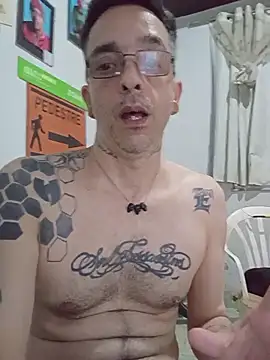 dinho carioca online show from 11-15-25, 05:17