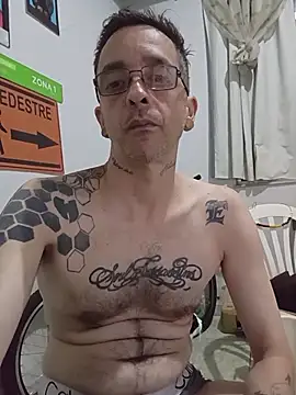 dinho carioca online show from 12-22-25, 04:45