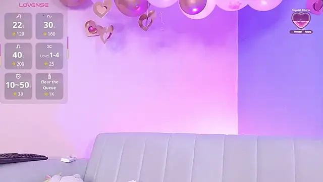 lourdes moon22 online show from 11-30-25, 01:45